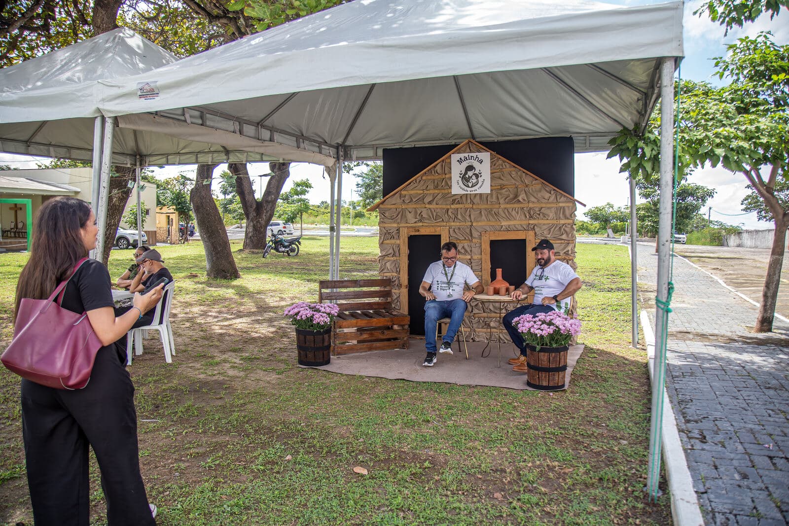 Espaço de homenagem “Mainha” montado no parque